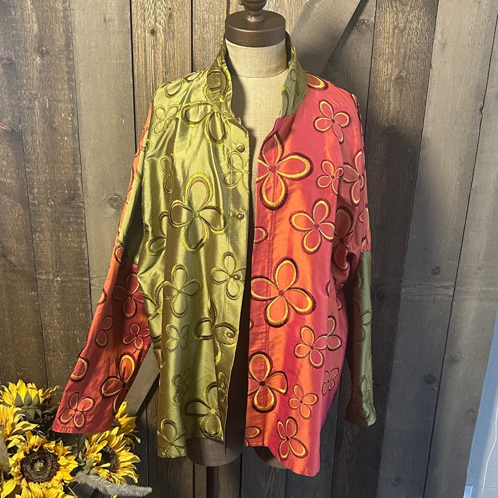Vintage Peter Lai Oversized Artsy Silk Embroidered Floral Colorblock Jacket